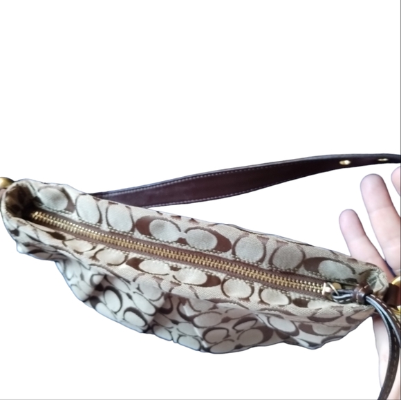 Authentic coach handbag - Picture 11 of 14